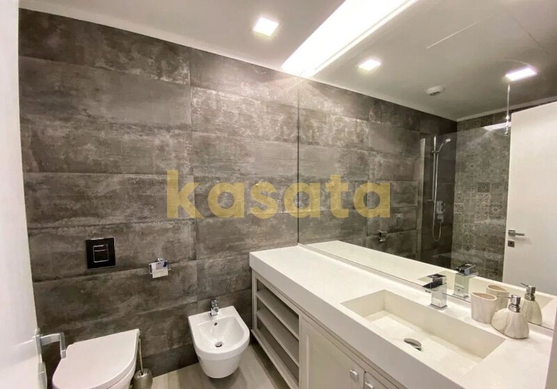 One Herastrau Park, apartament 3 camere, parcare subterana inclusa.
