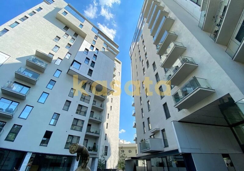 One Herastrau Park, apartament 3 camere, parcare subterana inclusa.