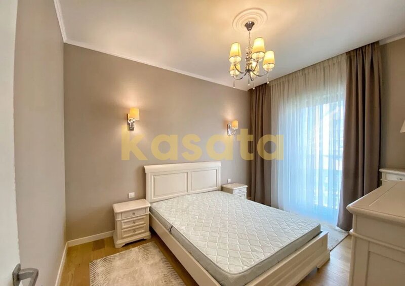 One Herastrau Park, apartament 3 camere, parcare subterana inclusa.